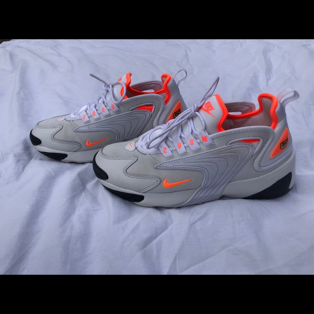 Nike Womens Zoom 2k in Off White and Neon